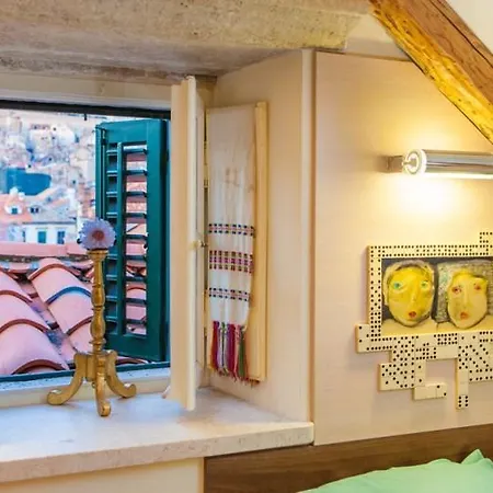 Dominus Apartment *